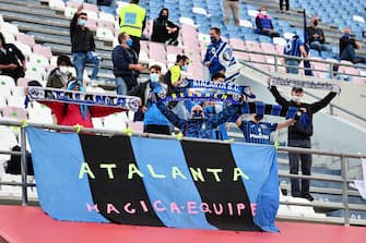 Atalanta's supporters during the Italian TIMVISION CUP FINAL match between Atalanta BC and Juventus at Mapei Stadium - Citta' del Tricolore in Reggio nell'Emilia, Italy, 19 May 2021.ANSA/PAOLO MAGNI
