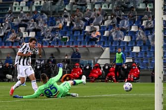 Juventus's Federico Chiesa scores the goal 1-2 during the Coppa Italia Tim Vision Final between Atalanta BC and Juventus at Mapei Stadium Tricolore on May 19, 2021 in Reggio nell'Emilia, Italy.
ANSA/PAOLO MAGNI
