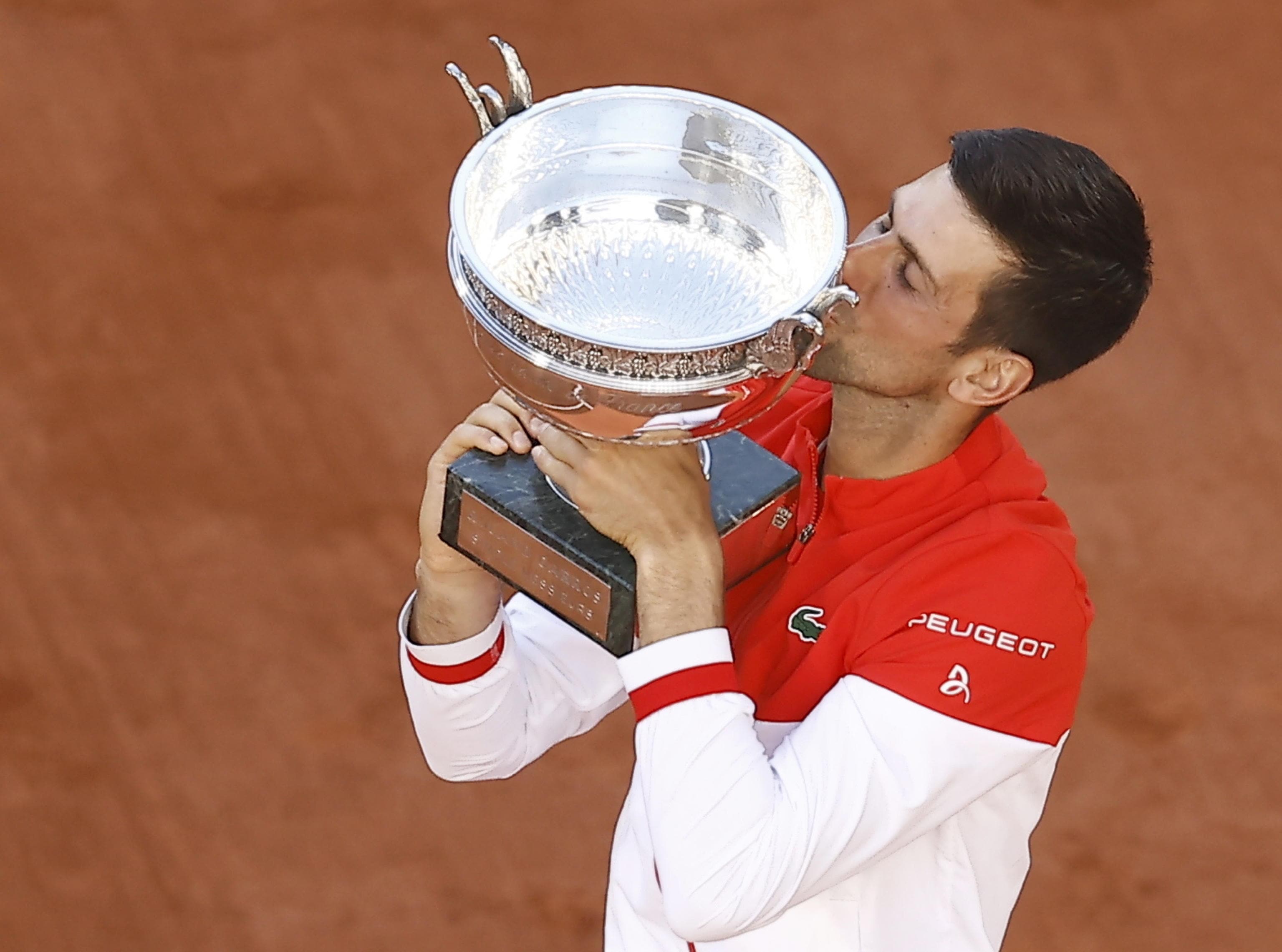Novak Djokovic vince il suo secondo Roland Garros Novak Djokovic vince il suo secondo Roland Garros