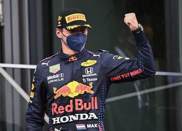 F1, GP Stiria: vince Verstappen davanti a Hamilton. HIGHLIGHTS
