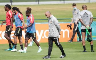 epa09310960 Head coach of Belgium Roberto Martinez attends a training session in Tubize, Belgium, 29 June 2021. Belgium will face Italy in their UEFA EURO 2020 quarterfinal soccer match on 02 July 2021.  EPA/STEPHANIE LECOCQ