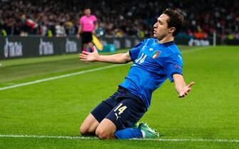 LONDON, ENGLAND - JULY 06: Federico Chiesa of Italy celebrates after scoring their side's first goal during the UEFA Euro 2020 Championship Semi-final match between Italy and Spain at Wembley Stadium on July 06, 2021 in London, England. (Photo by Frank Augstein - Pool/Getty Images)