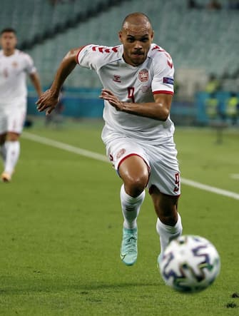 epa09320573 Martin Braithwaite of Denmark in action during the UEFA EURO 2020 quarter final match between the Czech Republic and Denmark in Baku, Azerbaijan, 03 July 2021.  EPA/Valentin Ogirenko / POOL (RESTRICTIONS: For editorial news reporting purposes only. Images must appear as still images and must not emulate match action video footage. Photographs published in online publications shall have an interval of at least 20 seconds between the posting.)