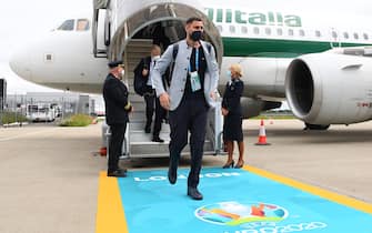 LONDON, ENGALND - JULY 10: Gianluigi Donnarumma of Italy arrives at Luton Airport on July 10, 2021 in London, England. (Photo by Claudio Villa/Getty Images)