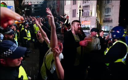 Finale Euro 2020, inchiesta Uefa sui comportamenti dei tifosi inglesi