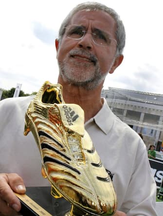 Gerd Muller con la Scarpa d'oro