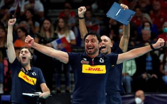 Italy's head coach Davide Mazzanti celebrates during the CEV EuroVolley 2021 women's volleyball final match between Serbia and Italy, in Belgrade on September 4, 2021. (Photo by PEDJA MILOSAVLJEVIC / AFP) (Photo by PEDJA MILOSAVLJEVIC/AFP via Getty Images)