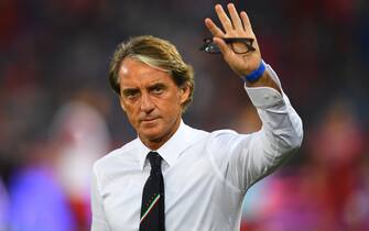 BASEL, SWITZERLAND - SEPTEMBER 05:  Head coach of Italy Roberto Mancini looks on before the 2022 FIFA World Cup Qualifier match between Switzerland and Italy at St Jacob Park on September 05, 2021 in Basel, Basel-Stadt. (Photo by Claudio Villa/Getty Images)