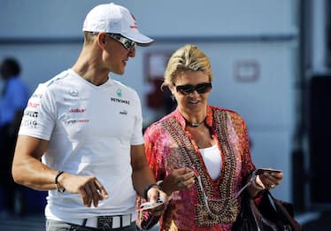 Schumacher, la moglie Corinna: "Michael ci manca ma c'è"