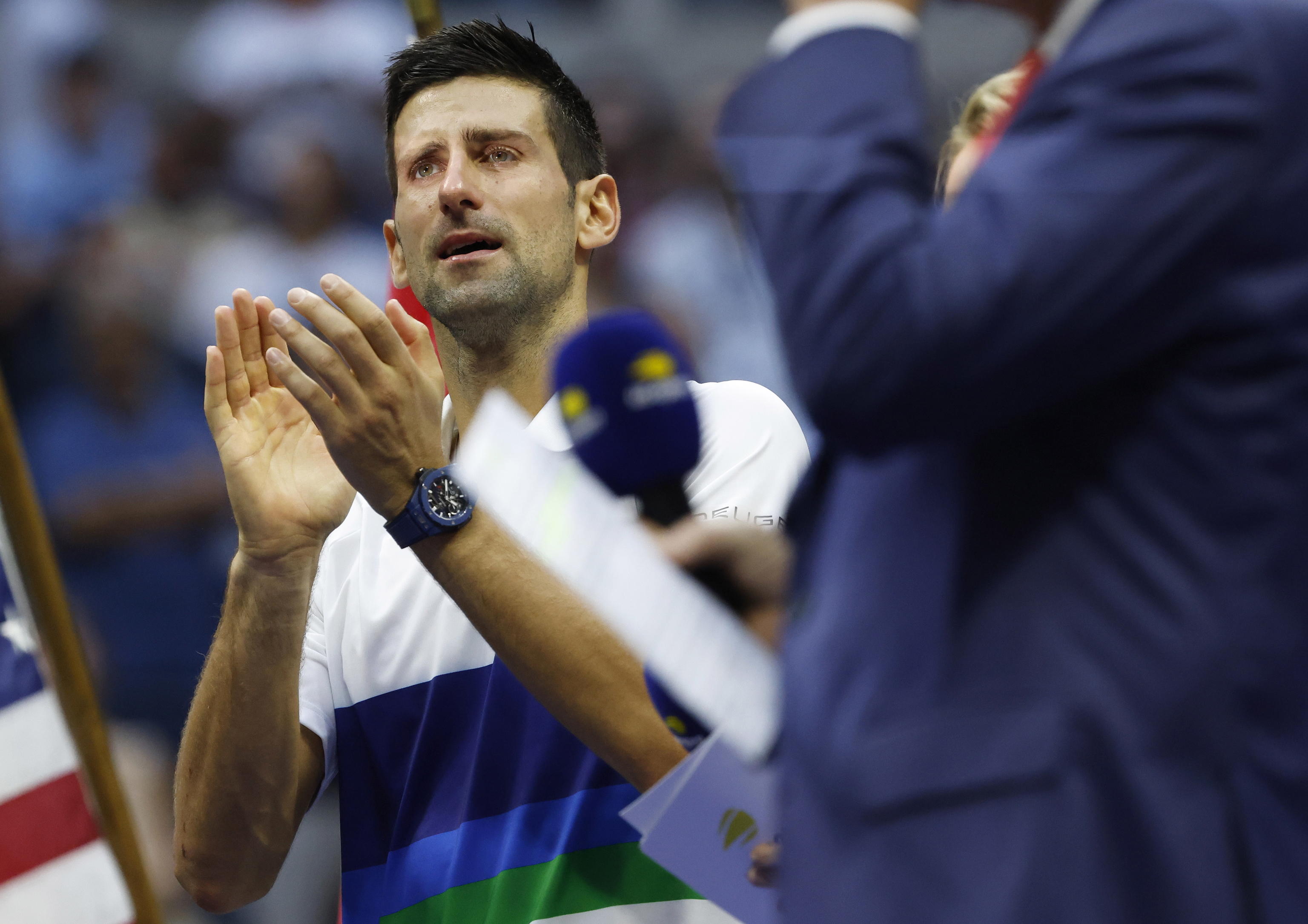 La delusione di Djokovic alla fine della finale degli Us Open 2021 Djokovic Us Open 2021