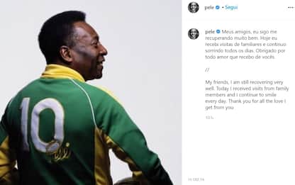Brasile, Pelé: “Mi sto riprendendo molto bene, continuo a sorridere”