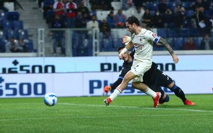 Atalanta-Milan 2-3, rossoneri rincorrono il Napoli. GOL E HIGHLIGHTS 