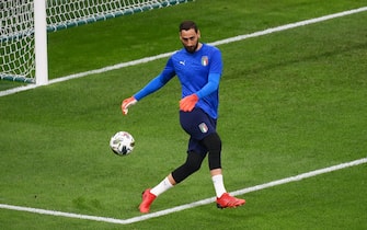 MILAN, ITALY - OCTOBER 06: Gianluigi Donnarumma of Italy warms up prior to the UEFA Nations League 2021 Semi-final match between Italy and Spain at San Siro Stadium on October 06, 2021 in Milan, Italy. (Photo by Marco Bertorello - Pool/Getty Images)
