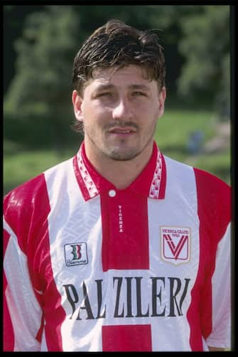 Aug 1996:  A portrait of Marcelo Otero of Vicenza taken during the club photocall. Mandatory Credit: Allsport UK