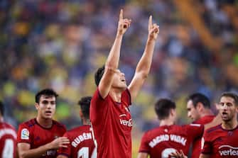 VILLARREAL, SPAIN - OCTOBER 17: Lucas Torro of CA Osasuna celebrates after scoring their team's first goal during the La Liga Santander match between Villarreal CF and CA Osasuna at Estadio de la Ceramica on October 17, 2021 in Villarreal, Spain. (Photo by Aitor Alcalde Colomer/Getty Images)