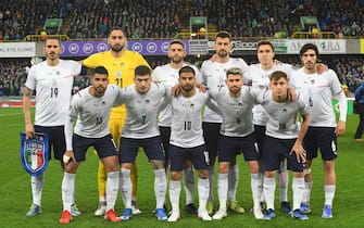 BELFAST, NORTHERN IRELAND - NOVEMBER 15: Players of Italy line up prior to the 2022 FIFA World Cup Qualifier match between Northern Ireland and Italy at Windsor Park on November 15, 2021 in Belfast, Northern Ireland. (Photo by Claudio Villa/Getty Images)