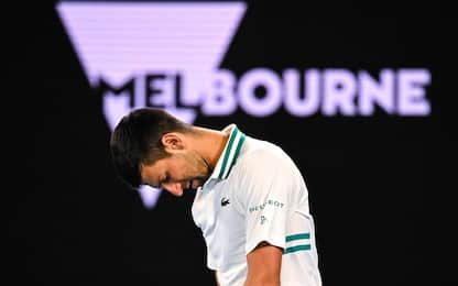 Djokovic, respinto il ricorso: espulso dall'Australia