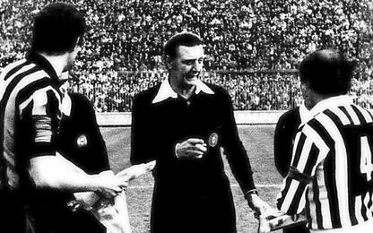 Calcio, morto lo storico arbitro Alberto Michelotti: aveva 91 anni