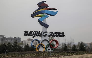 epa09591010 A larger logo of the 2022 Beijing Winter Olympics is seen in Beijing, China, 19 November 2021. According to media reports, US President Joe Biden says US is considering diplomatic boycott of Beijing Olympics.  EPA/WU HONG