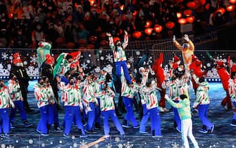 epa09774011 Athletes of Italy enter the stadium during the Closing Ceremony for the Beijing 2022 Olympic Games at the National Stadium, also known as Bird's Nest, in Beijing China, 20 February 2022.  EPA/FAZRY ISMAIL
