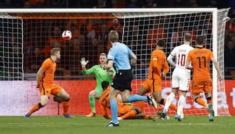 Denmark's Christian Eriksen (2ndR) of Denmark scores a goal during the friendly football match between the Netherlands and Denmark at the Johan-Cruijff ArenA on March 26, 2022 in Amsterdam. - Netherlands OUT (Photo by Koen van Weel / ANP / AFP) / Netherlands OUT (Photo by KOEN VAN WEEL/ANP/AFP via Getty Images)