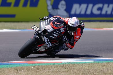 MotoGP Argentina: pole ad Aleix Espargaro , Marini in terza posizione