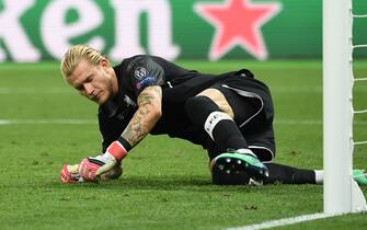 26 May 2018,  Ukraine, Kiev: soccer, Champions League, Real Madrid vs FC Liverpool, finals at the Olimpiyskiy National Sports Complex. Liverpool's goalkeeper Loris Karius reacts to the 1-3 goal by the opponent team. Photo: Ina Fassbender/dpa (Photo by Ina Fassbender/picture alliance via Getty Images)