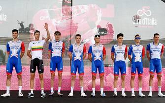 VISEGRAD, HUNGARY - MAY 06: Arnaud Demare of France, Clement Davy of France, Jacopo Guarnieri of Italy, Ignatas Konovalovas of Lithuania, Tobias Ludvigsson of Sweden, Miles Scotson of Australia, Ramon Sinkeldam of Netherlands, Attila Valter of Hungary and Team Groupama - FDJ during the team presentation prior to the 105th Giro d'Italia 2022, Stage 1 a 195km stage from Budapest to VisegrÃ¡d 337m / #Giro / #WorldTour / on May 06, 2022 in Visegrad, Hungary. (Photo by Stuart Franklin/Getty Images)