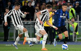 ROME, ITALY - MAY 11: Joaquin Correa of FC Internazionale is challenged by Alvaro Morata of Juventus during the Coppa Italia Final match between Juventus and FC Internazionale at Stadio Olimpico on May 11, 2022 in Rome, Italy. (Photo by FC Internazionale/Inter via Getty Images)