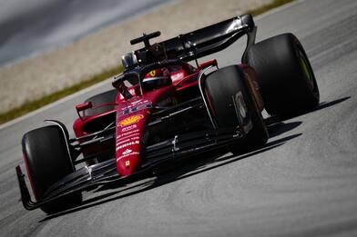 Gp Spagna, qualifiche: Leclerc in pole, poi Verstappen e Sainz