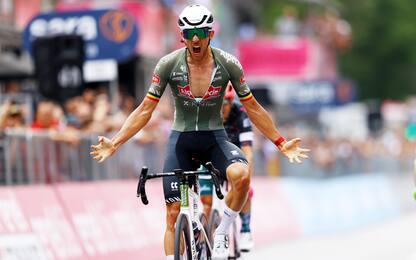 Giro d'Italia 2022, De Bondt vince la tappa Borgo Valsugana-Treviso