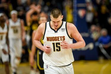 SAN FRANCISCO , CA - APRIL 27: Nikola Jokic (15) of the Denver Nuggets reacts to a costly turnover by Aaron Gordon (50) during the fourth quarter of Golden State's 102-98 win at Chase Center on Wednesday, April 27, 2022. (Photo by AAron Ontiveroz/MediaNews Group/The Denver Post via Getty Images)