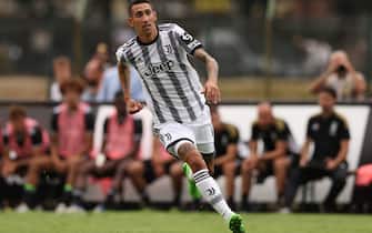 VILLAR PEROSA, ITALY - AUGUST 04: Angel Di Maria of Juventus during the Pre-season Friendly match between Juventus A and Juventus B at Campo Comunale Gaetano Scirea on August 04, 2022 in Villar Perosa, Italy. (Photo by Jonathan Moscrop/Getty Images)