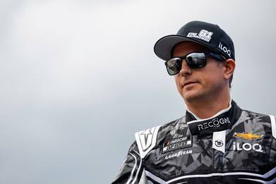 Raikkonen, incidente nella gara d'esordio in Nascar. VIDEO