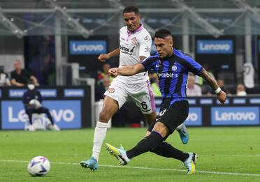 Inter Cremonese 3-1: i nerazzurri vincono e sorpassano il Milan. VIDEO