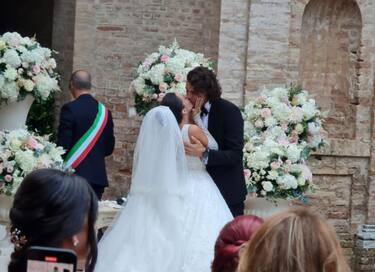 ianmarco 'Gimbo' Tamberi ha detto sì alla fidanzata Chiara Bontempi in una breve cerimonia che si è tenuta nel complesso rinascimentale di Villa Imperiale a Pesaro, 1 settembre 2022. ANSA