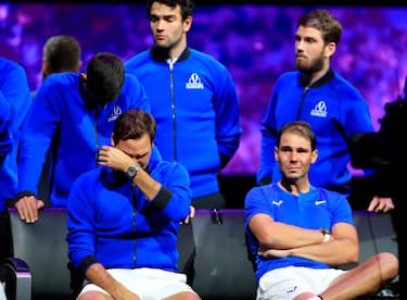 (220924) -- LONDON, Sept. 24, 2022 (Xinhua) -- Team Europe player Roger Federer of Switzerland (front L), Rafael Nadal (front R) of Spain, Novak Djokovic (1st L, Rear) of Serbia react at the end of Roger Federer's last match after Federer announced his retirement at the Laver Cup in London, Britain, Sept. 24, 2022. (Xinhua/Li Ying) - Li Ying -//CHINENOUVELLE_sipa.180/2209241053/Credit:CHINE NOUVELLE/SIPA/2209241104
