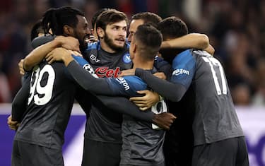 AMSTERDAM - Napoli celebrates Giacomo Raspadori of SSC Napoli's 1-4 during the UEFA Champions League Group A match between Ajax Amsterdam and SSC Napoli at the Johan Cruijff ArenA on October 4, 2022 in Amsterdam, Netherlands. ANP MAURICE VAN STEEN (Photo by ANP via Getty Images)