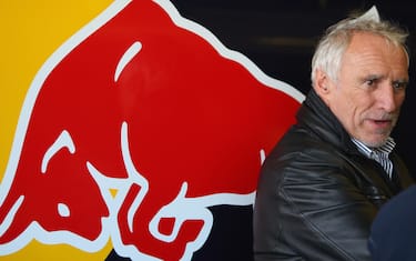 JEREZ DE LA FRONTERA, SPAIN - FEBRUARY 11:  The owner of Red Bull Dieter Mateschitz of Austria in the pits during Formula 1 testing on February 11, 2009 in Jerez de la Frontera, Spain.  (Photo by Mark Thompson/Getty Images)