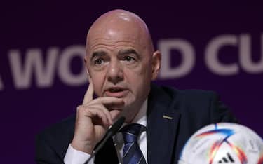 epa10313988 FIFA President Gianni Infantino addresses a press conference in Doha, Qatar, 19 November 2022. The FIFA World Cup Qatar 2022 will take place from 20 November to 18 December 2022.  EPA/MOAHAMED MESSARA