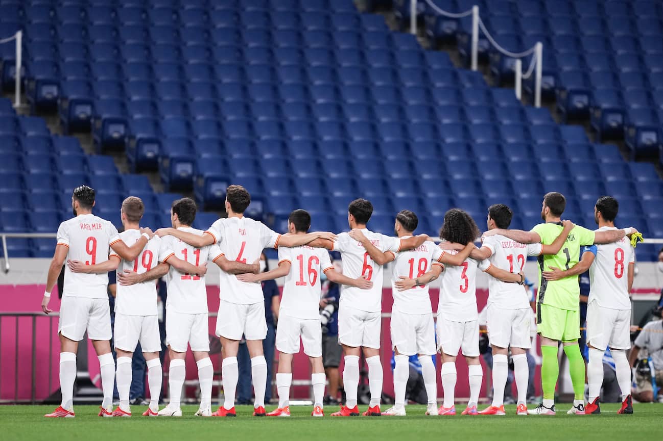 Perchè l'inno spagnolo non ha il testo? Quali altri inni nazionali