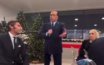 Bufera per parole Berlusconi a cena Monza. Lui: battuta da spogliatoio