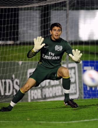 BOLTON, ENGLAND - SEPTEMBER 13: Emiliano Martinez of Arsenal in action during the Barclays Premier Reserve League match between Bolton Wanderers and Arsenal at the County Ground on September 13, 2011 in Bolton, England. (Photo by David Price/Arsenal FC via Getty Images)