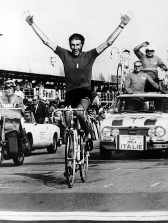 Vittorio Adorni vainqueur de l'épreuve de la course en ligne aux championnats du monde de cyclisme à Imola, le 1er septembre 1968.