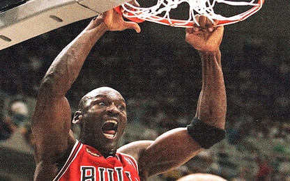 Michael Jordan compie 60 anni: una carriera sempre... on Air