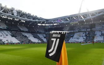 The new Juventus' logo shown during the Italian Serie A soccer match Juventus FC vs SS Lazio at Juventus Stadium in Turin, Italy, 22 January 2017 ANSA/ ALESSANDRO DI MARCO