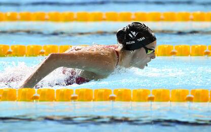 Nuoto, la 16enne Summer McIntosh batte record mondiale nei 400 misti