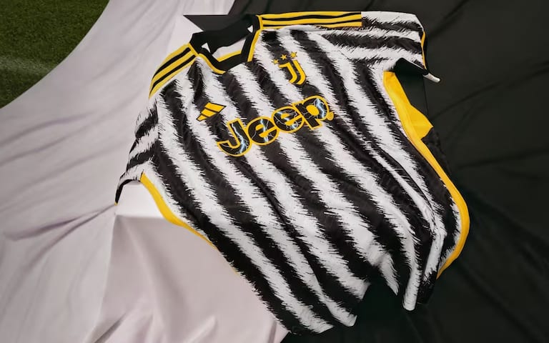 Juve Presentata La Nuova Maglia 2023 2024 A Strisce Zebrate Sky Tg24