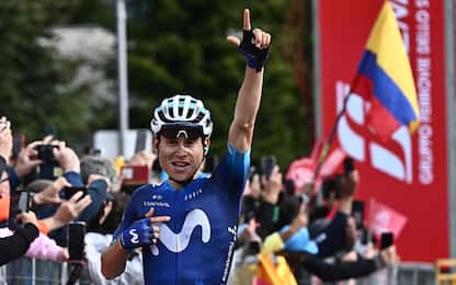 Giro d'Italia 2023, Rubio vince in volata tappa ridotta per maltempo