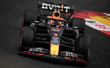 epa10660063 Dutch Formula One driver Max Verstappen of Red Bull Racing in action during the Formula One Grand Prix of Monaco at the Circuit de Monaco in Monte Carlo, Monaco, 28 May 2023.  EPA/CHRISTIAN BRUNA / POOL